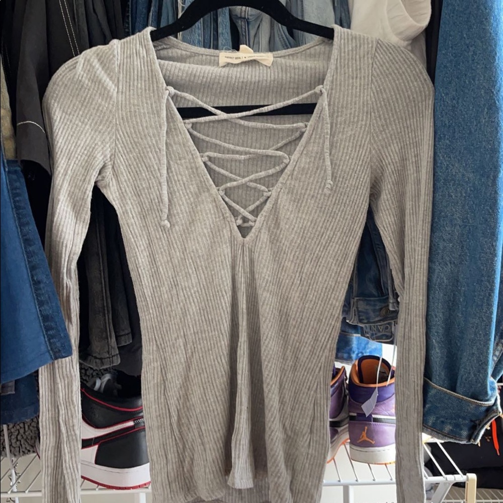 Urban tee